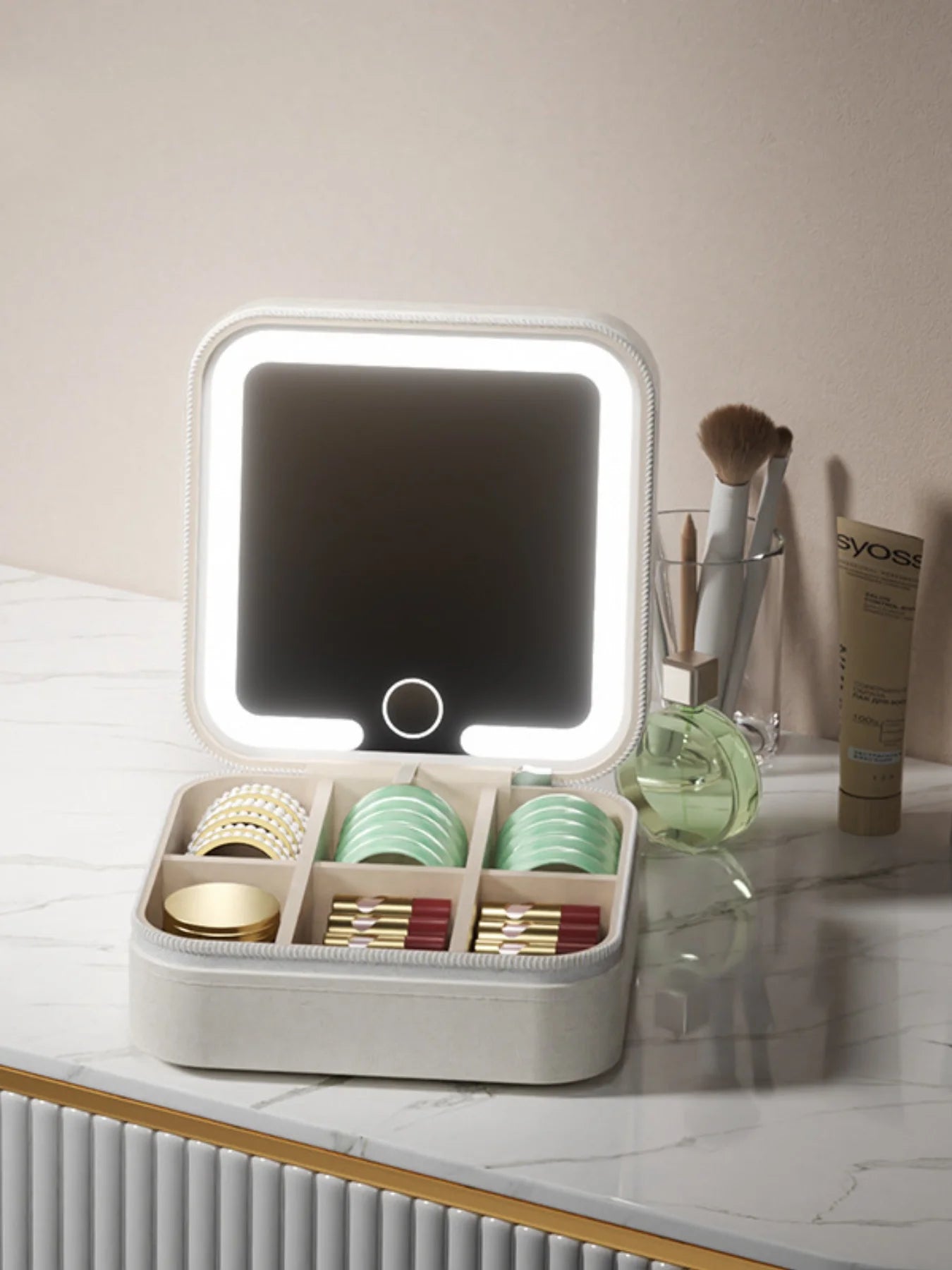 1 Stylish Women's Makeup Bag and Jewelry Box with Detachable Led Lights, Mini Cute Girly Jewelry Box, Suitable for Storing and Organizing Necklaces, Earrings, Rings, Wedding Favors, and a Great Gift for Valentine's Day to Giv