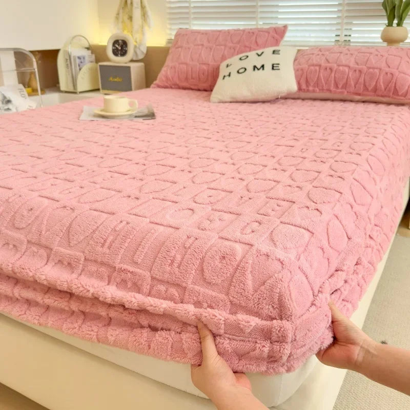 Autumn and Winter Fleece Bedspread, Mattress Protector, Dust Cover Fitted Sheet Suitable for Bedroom Dormitory Hotel Queen Size