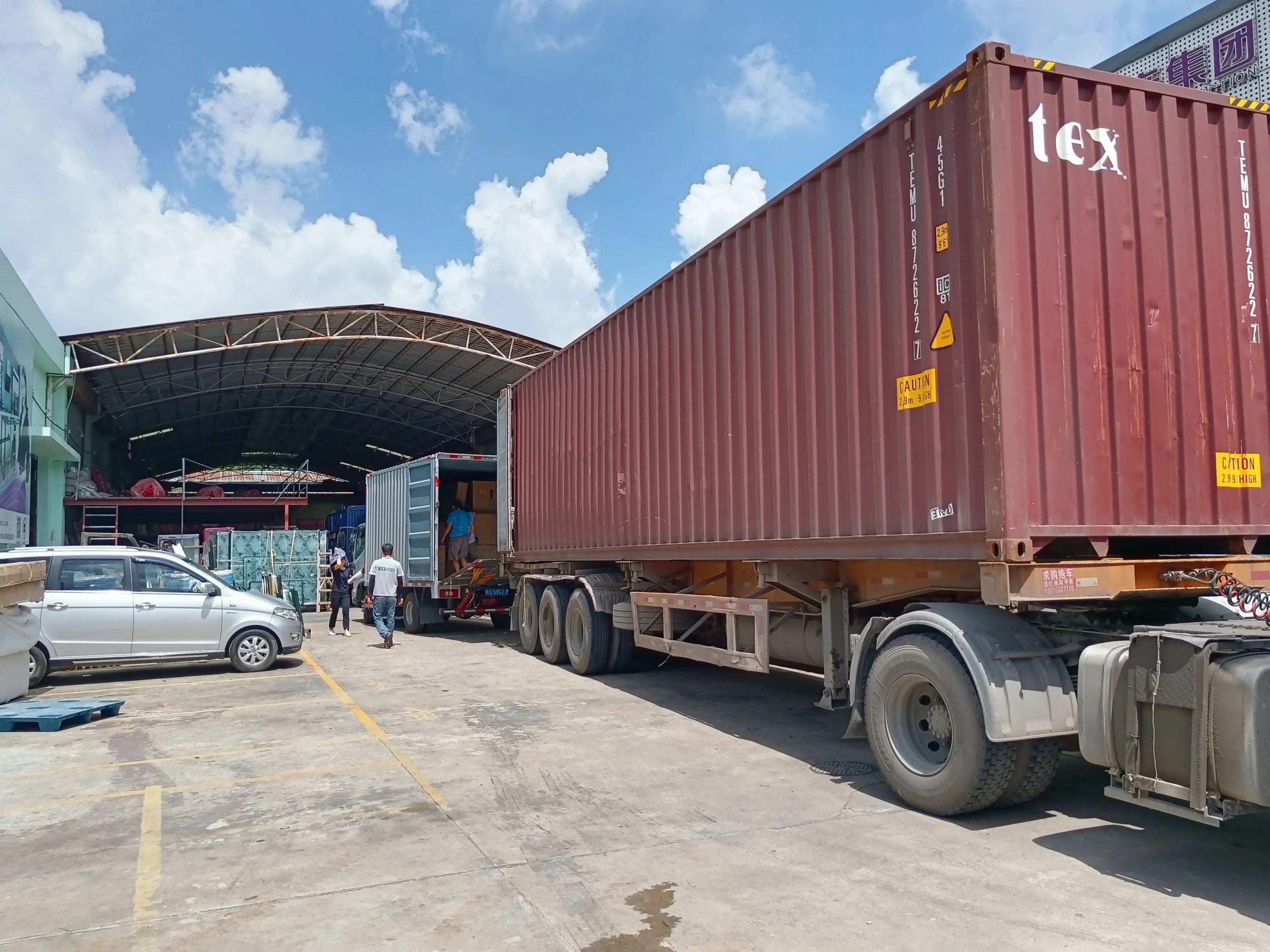 2025 Boxing Musical Box Smart Music Boxing Machine With Boxing Gloves