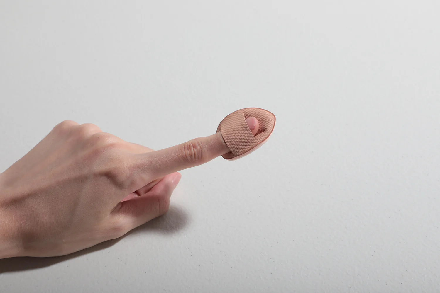 Travel Makeup Brush Set Small Portable With LED mirror and 14 pcs Makeup Brushes For Women Beauty Makeup Kit And Storage Box