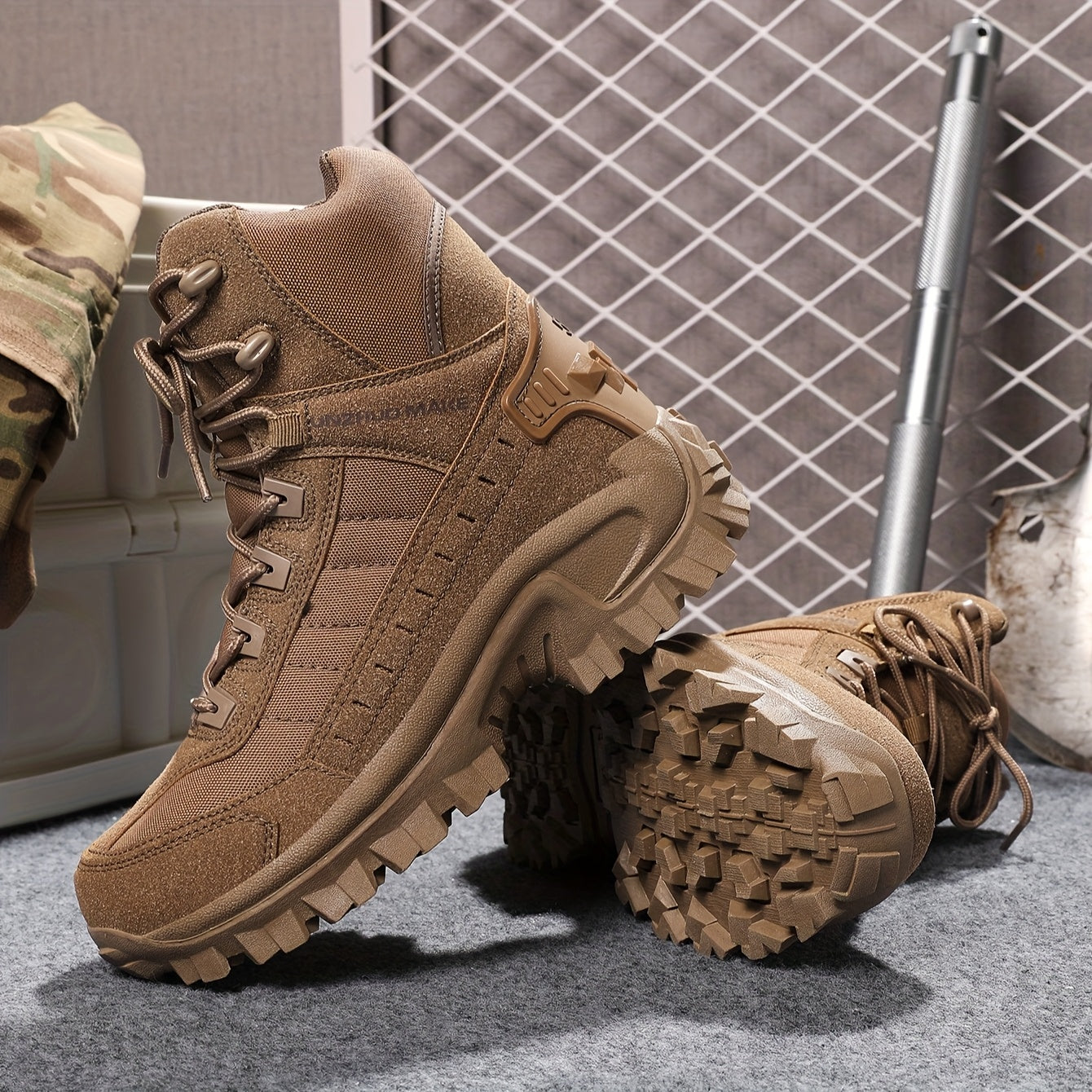 Men's High Top Hiking Boots, Shock-absorbing Non-slip Desert Boot, Winter Outdoor Camping Trekking Shoes