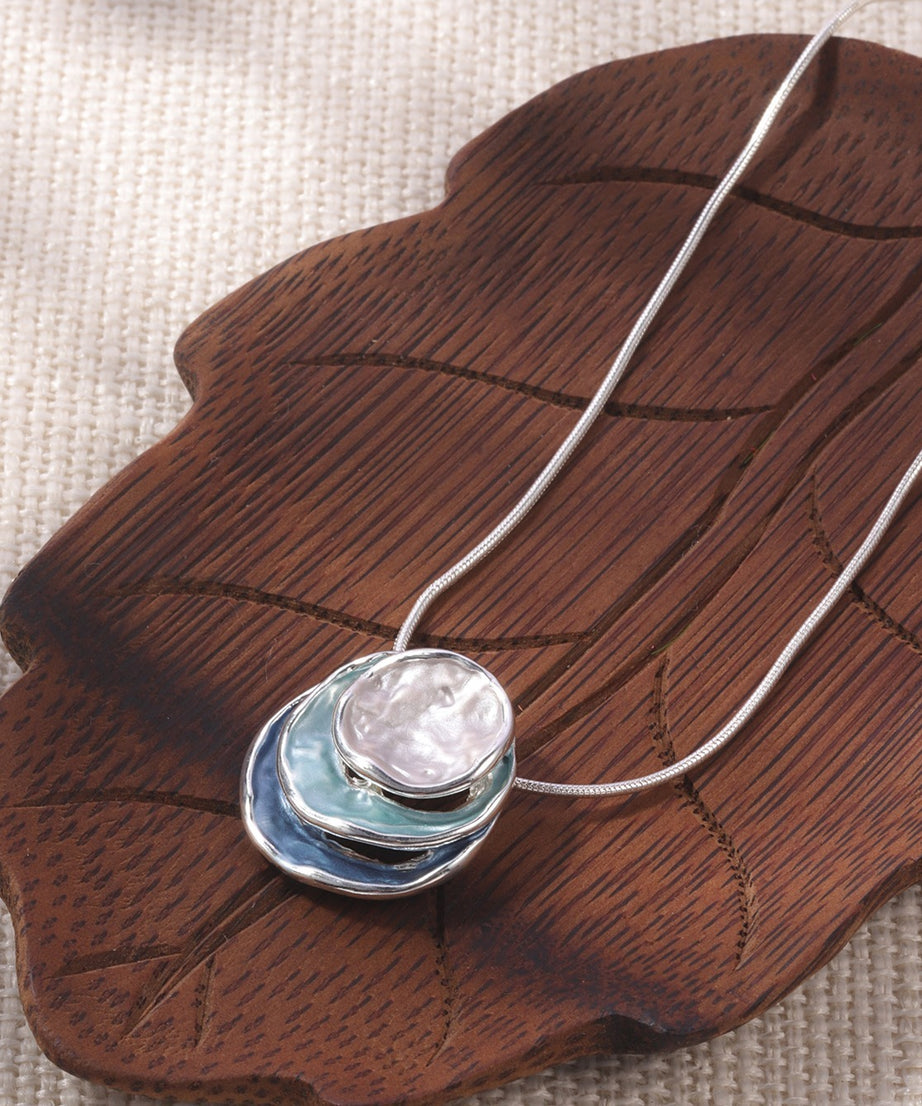 1pc Elegant Blue Enamel Pendant Necklace for Men - Zinc Alloy with Golden Accents, Twisted Rope Chain Design, Sophisticated Accessory for Formal or Casual Attire