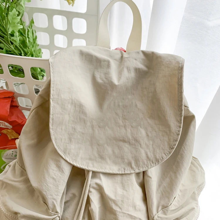 Men's folding backpack, suitable for hiking, traveling, and outdoor exploration, with large capacity for easy storage