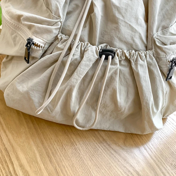 Men's folding backpack, suitable for hiking, traveling, and outdoor exploration, with large capacity for easy storage