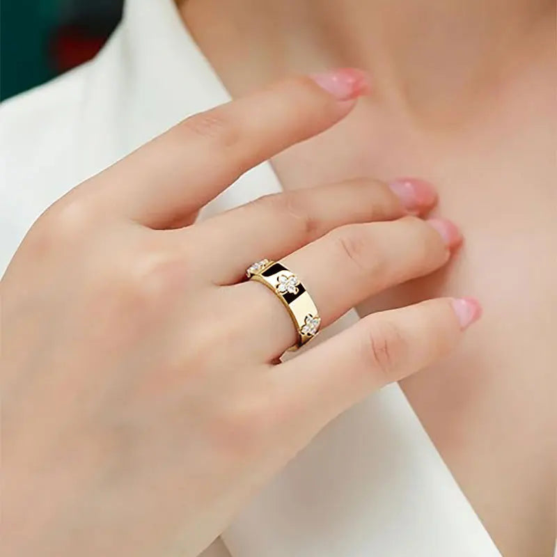 Ehhai Certified Moissanite Four-leaf Clover Wide Rings for Women Men 925 Sterling Silver Flower Bands Wedding Fine Jewelry Gifts