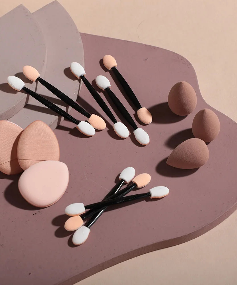 Travel Makeup Brush Set Small Portable With LED mirror and 14 pcs Makeup Brushes For Women Beauty Makeup Kit And Storage Box