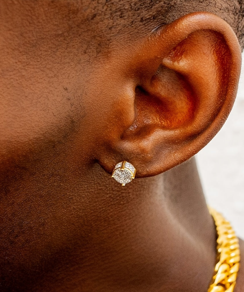 Set of 2 S925 Silvery Hip-Hop Men'S Earrings Featuring Synthetic Zirconia with Micro-Setting And Color Plating in a Round Design.